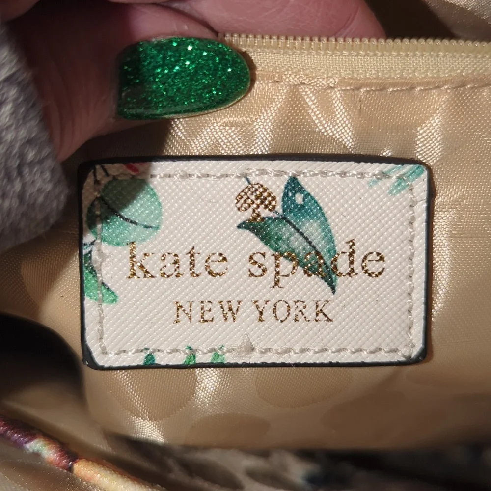 Well Used Kate Spade 🌻 Tote - Picture 9 of 17